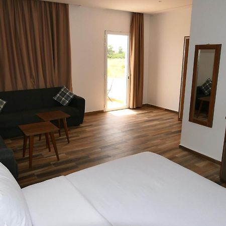 Hotel Corail De Cabo Cabo Negro Eksteriør billede
