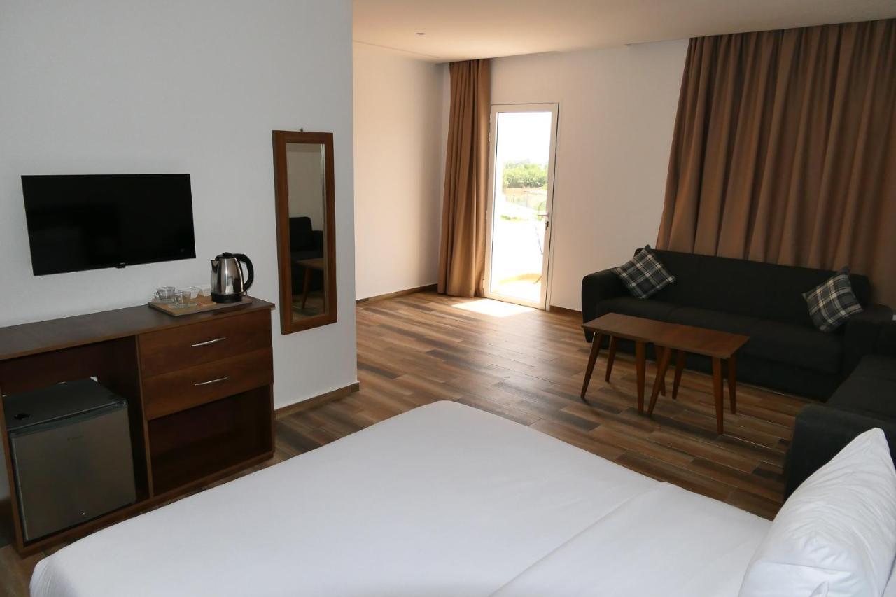 Hotel Corail De Cabo Cabo Negro Eksteriør billede